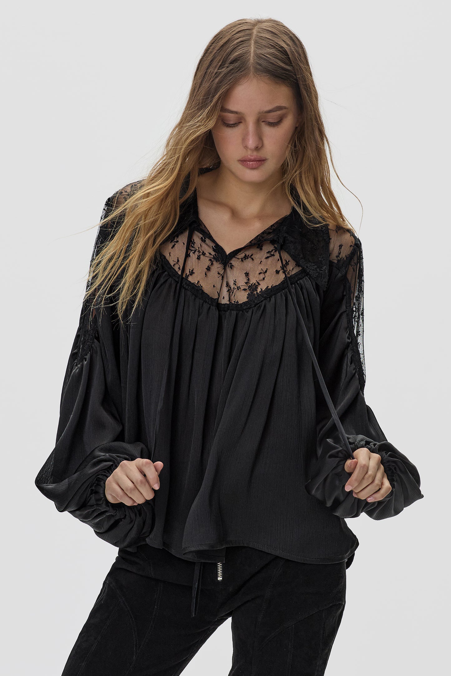 Blusa Aroa Negro