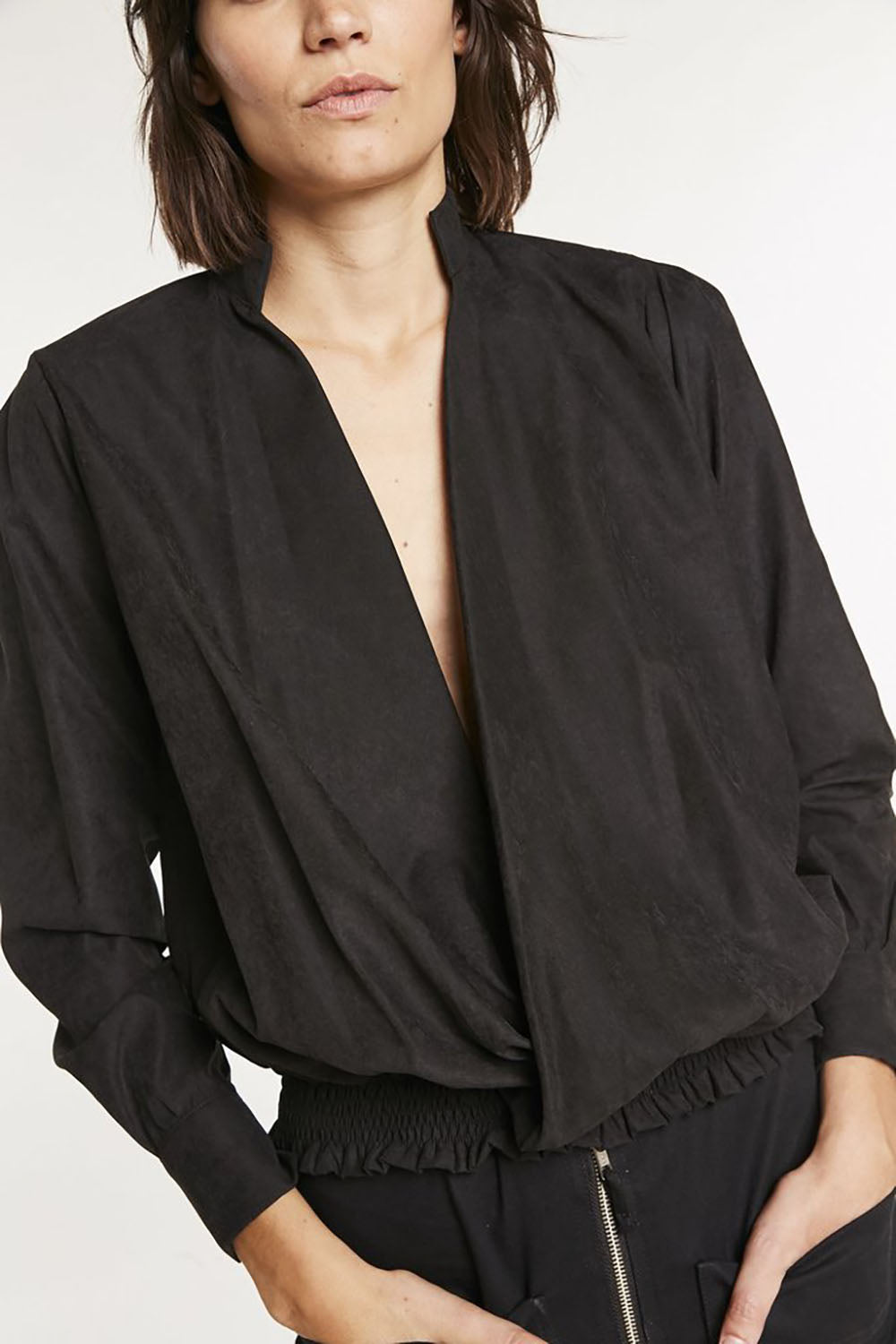 Blusa Albania