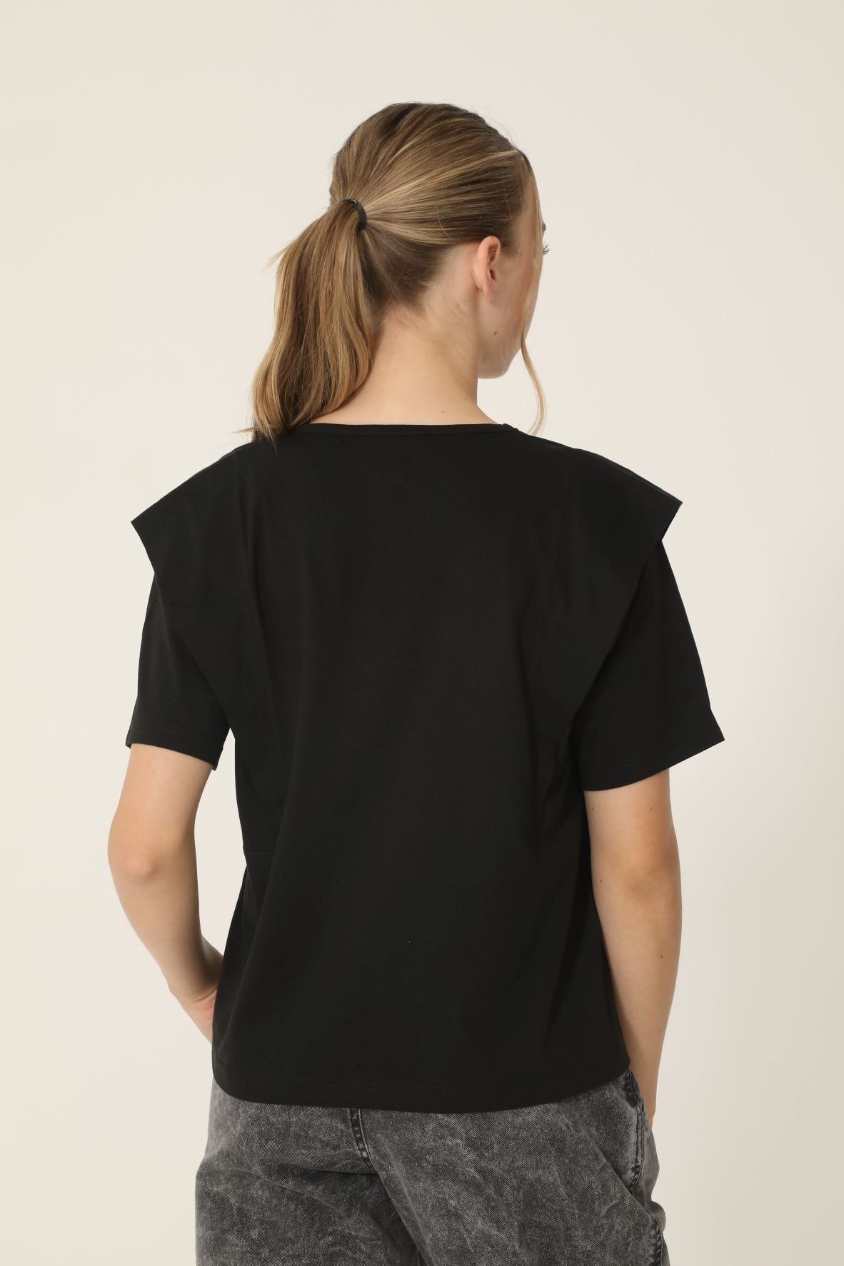 Remera Annika Negro