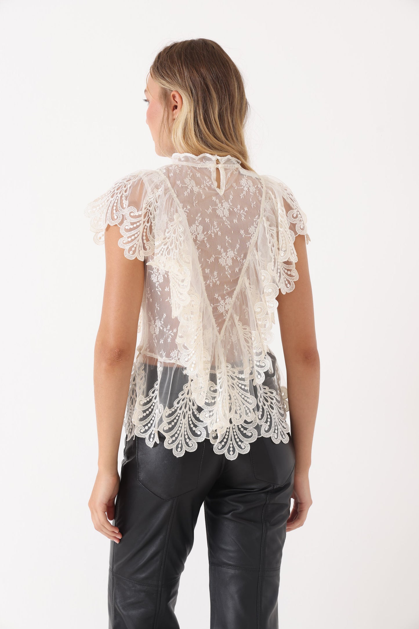 Blusa Romeo Manteca