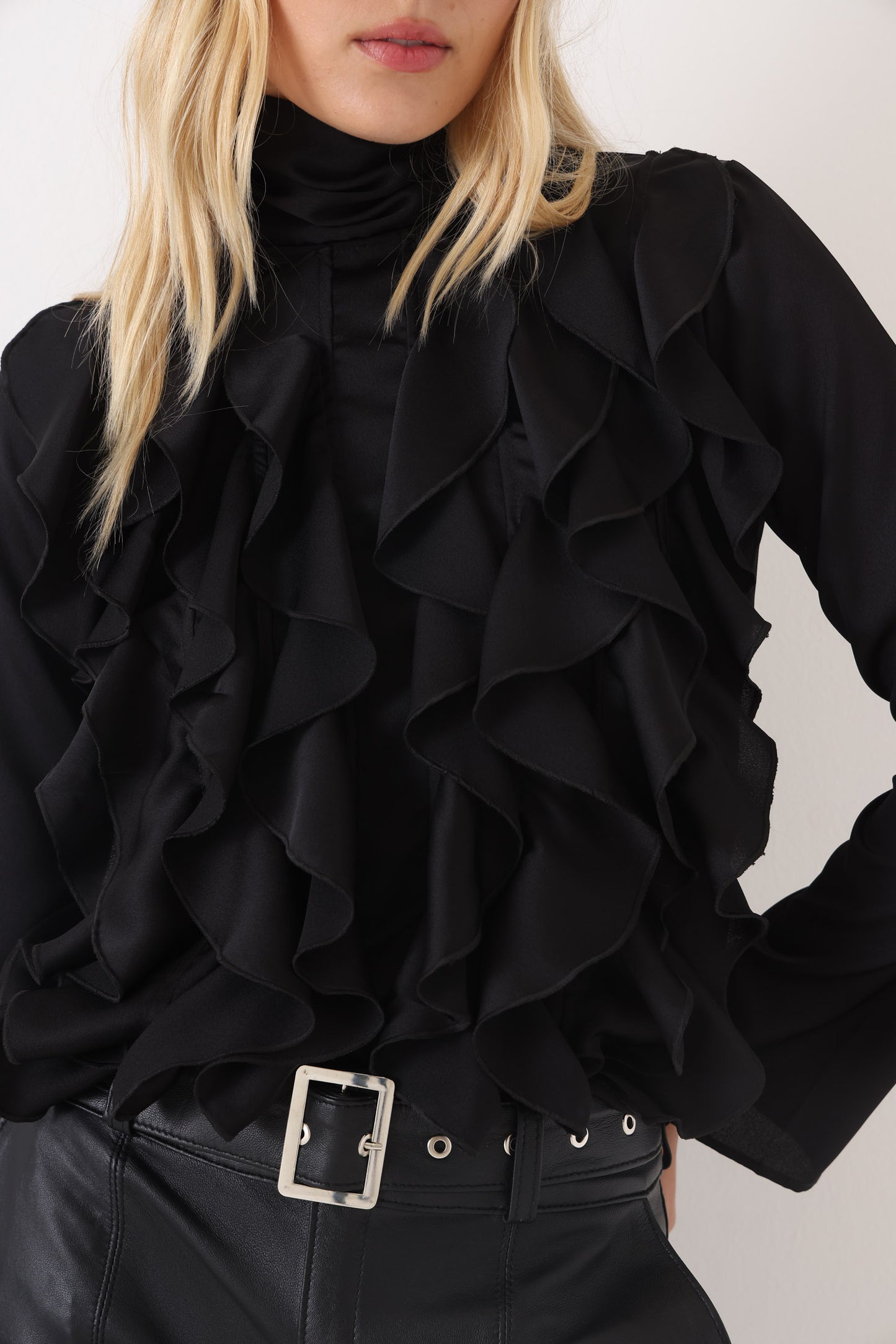Blusa Cruz Negro