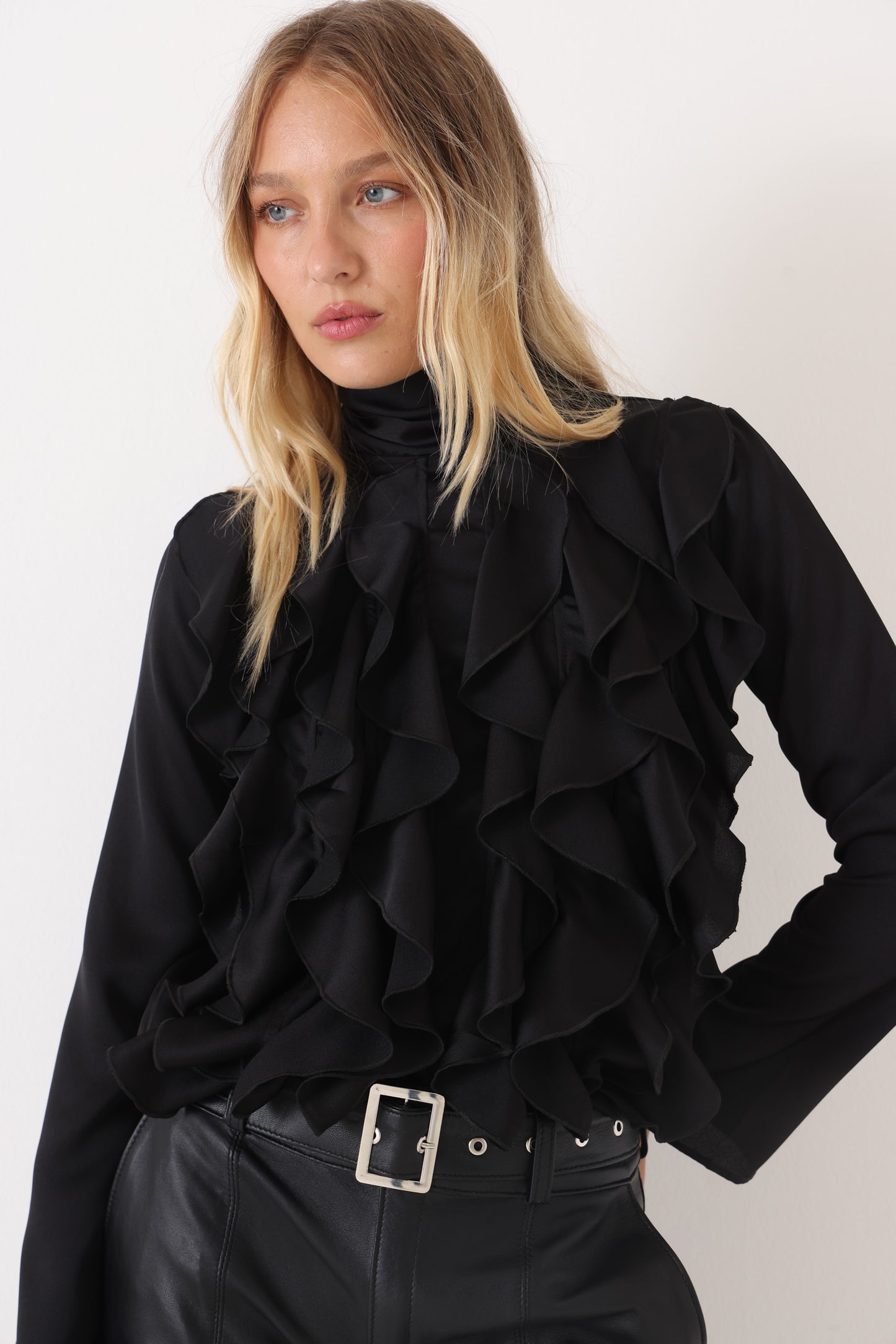 Blusa Cruz Negro