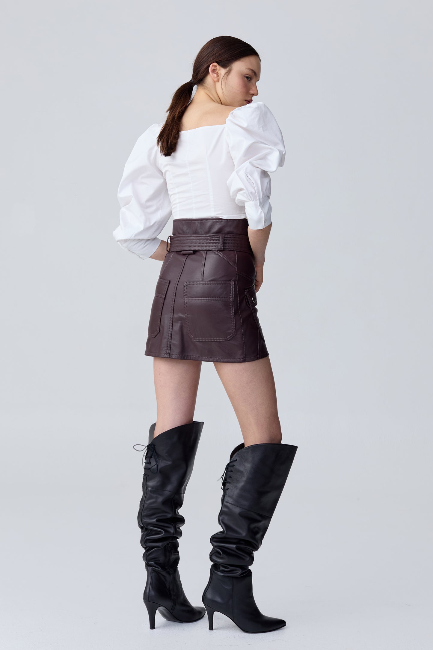 Falda Esau (PRE ORDER)