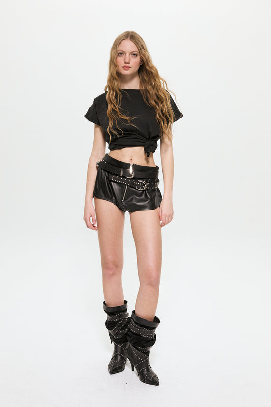 Remera Chaldi Negro