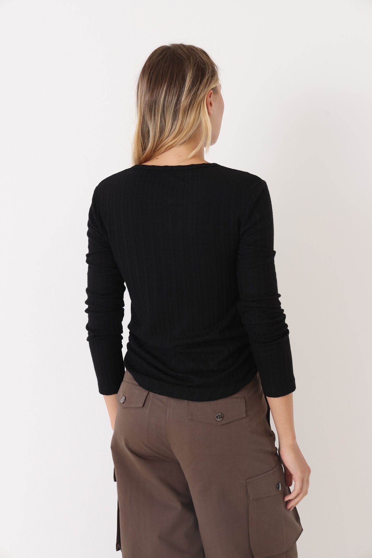 Remera Layla Negra