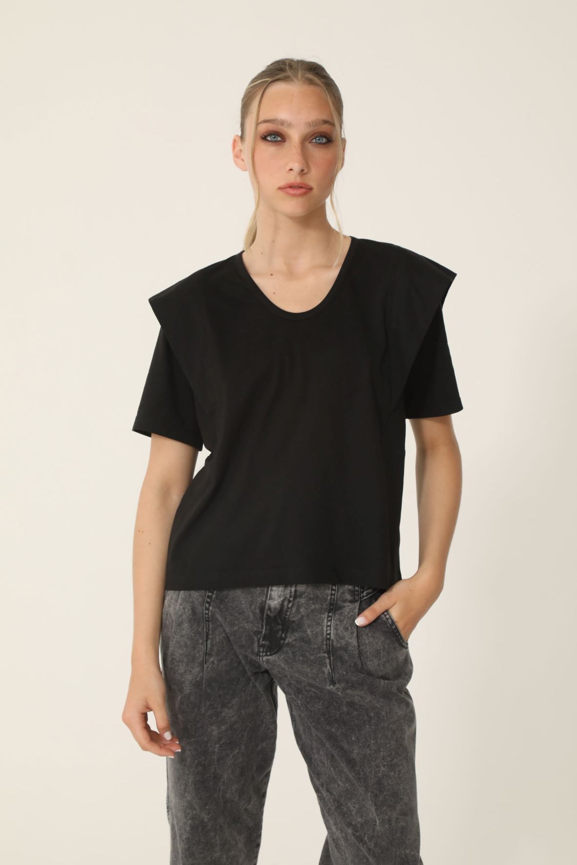 Remera Annika Negro