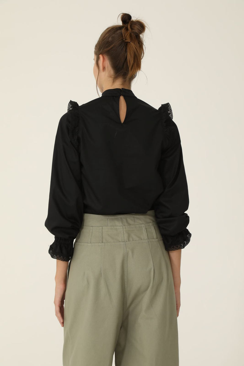 Blusa Galilah Negro